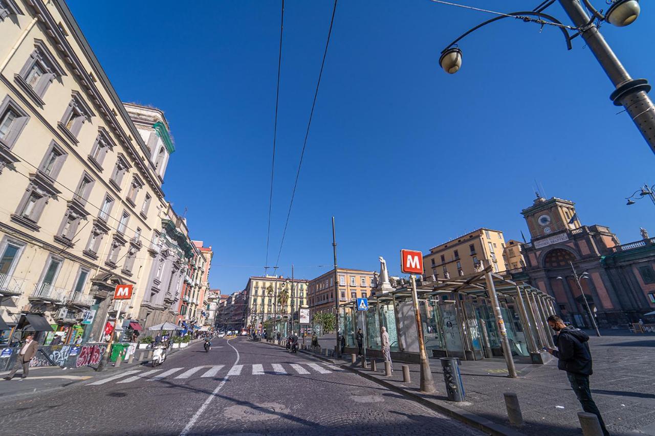 B&B Le 4 Stagioni Dante's Suites Napoli Exterior foto
