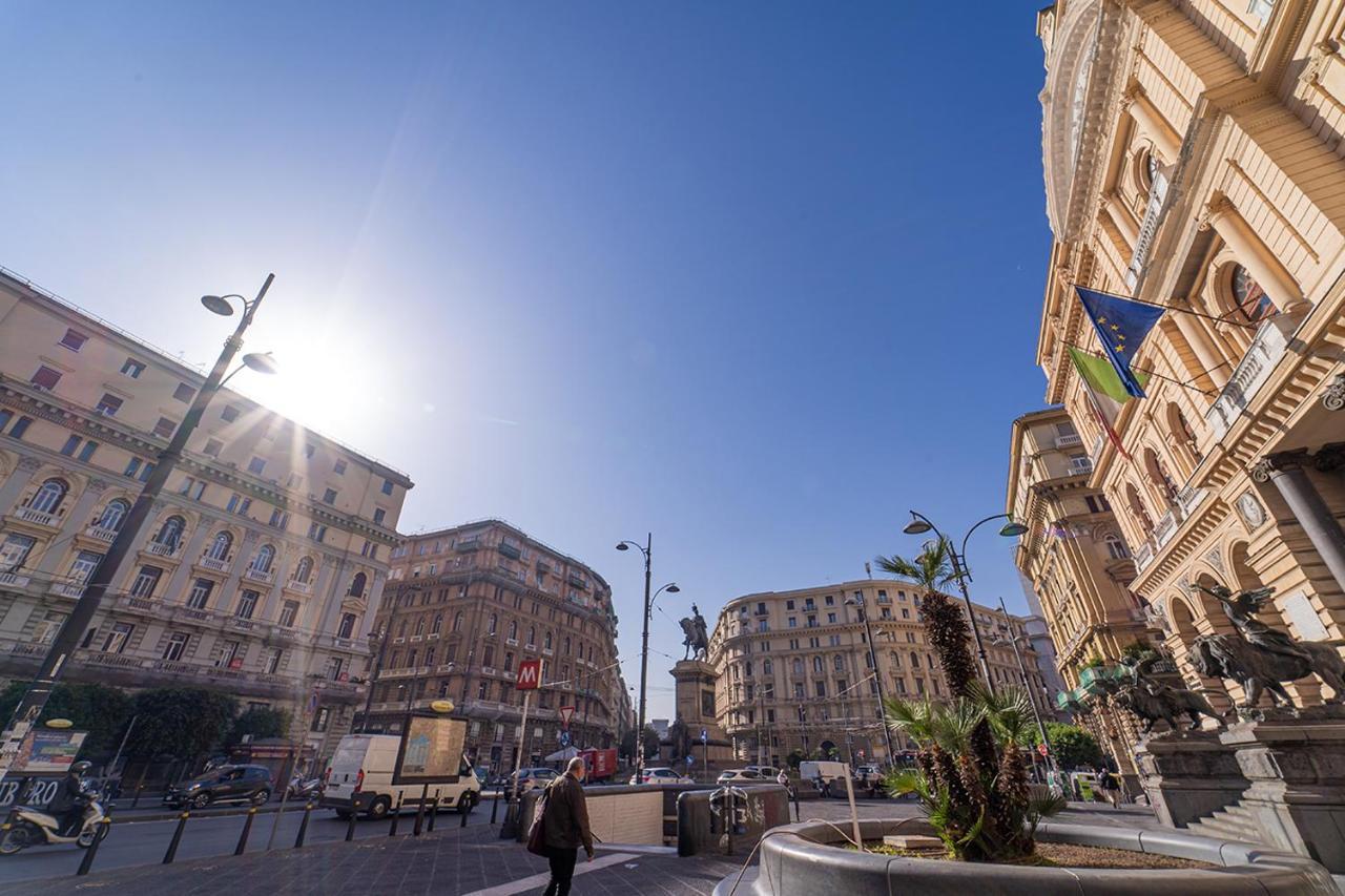 B&B Le 4 Stagioni Dante's Suites Napoli Exterior foto