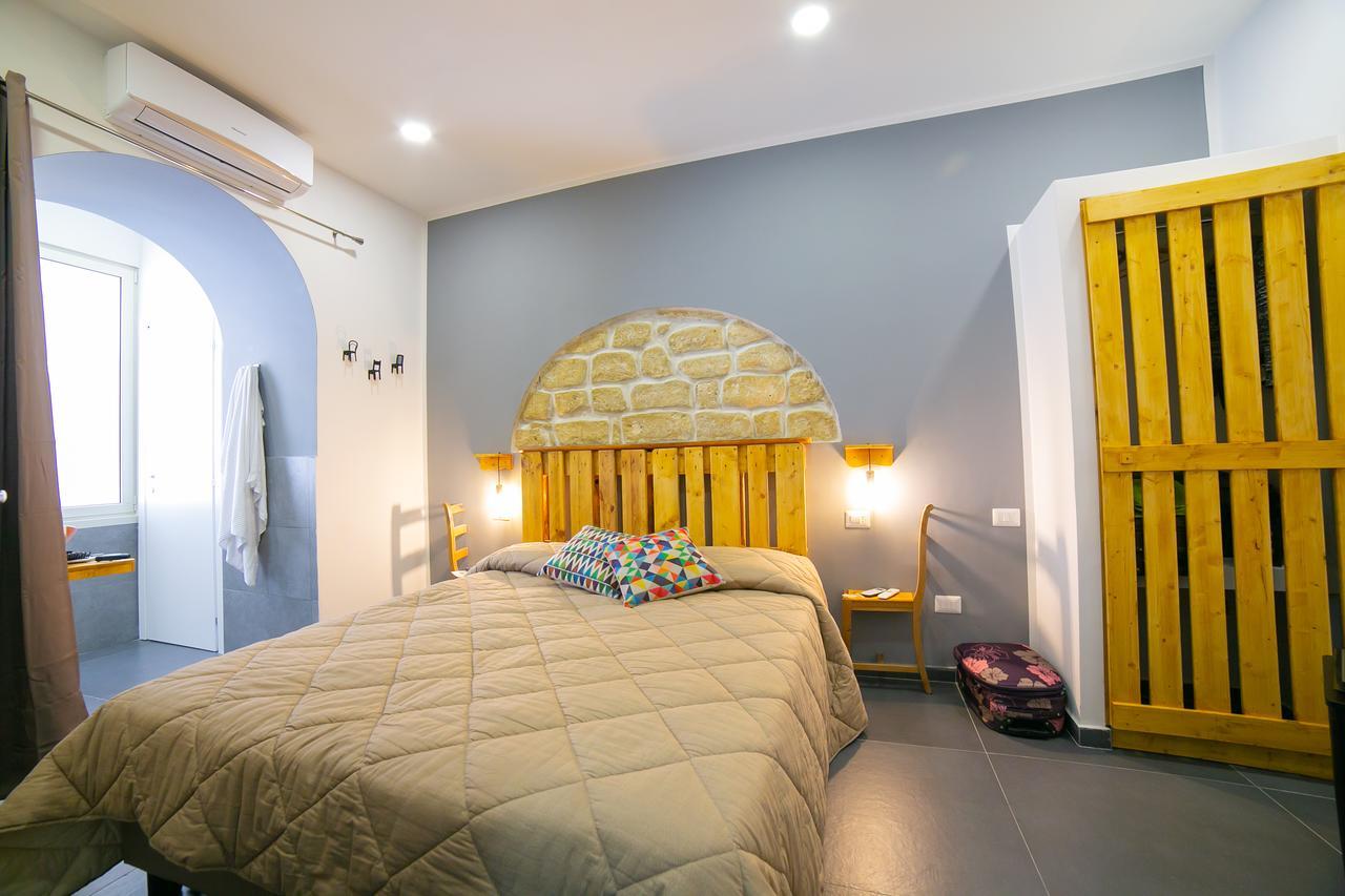 B&B Le 4 Stagioni Dante's Suites Napoli Exterior foto
